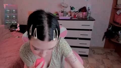 Snapshot of margopink chatting on 10.19.25 Margot online show from 10.19.25