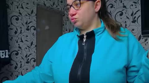 margosweet777 online show from 11.17.25