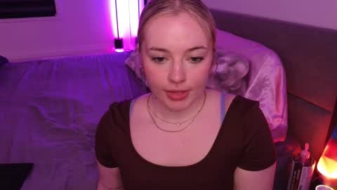 margot_robbie7 online show from 03.11.26