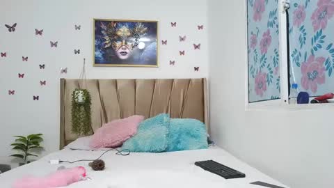 mari_curls online show from 09.20.25