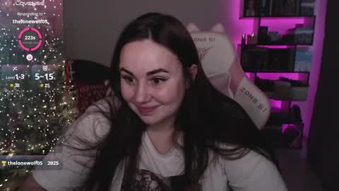Snapshot of mari_moore7 chatting on 12.16.24 mari moore online show from 12.16.24