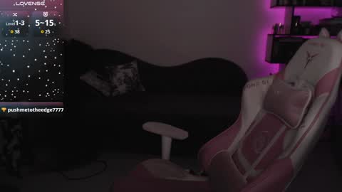 Snapshot of mari_moore7 chatting on 01.24.25 mari moore online show from 01.24.25