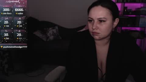 Snapshot of mari_moore7 chatting on 01.24.25 mari moore online show from 01.24.25