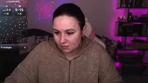 Snapshot of mari_moore7 chatting on 02.11.25 mari moore online show from 02.11.25