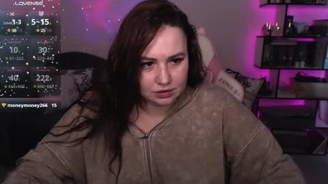 Snapshot of mari_moore7 chatting on 02.12.25 mari moore online show from 02.12.25