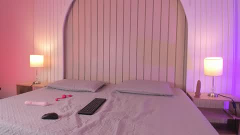 Maria  online show from 12.20.25