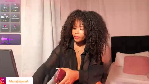 V A N E S S A  online show from 09.30.25