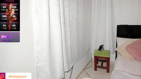 V A N E S S A  online show from 11.07.25