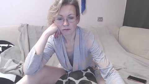 Mari online show from 01.03.25