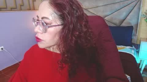 Snapshot of maria_paulac chatting on 11.14.25 MARIA online show from 11.14.25
