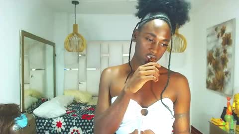 Snapshot of maria_seheineth chatting on 02.05.25 maria_seheineth online show from 02.05.25