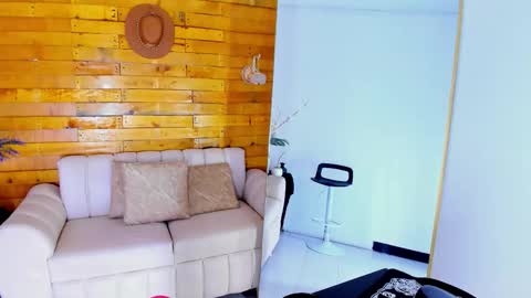 Snapshot of mariaa_9 chatting on 10.06.25 MARIA online show from 10.06.25