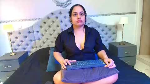 Snapshot of mariabelenx chatting on 07.15.26 mariabelenx online show from 07.15.26