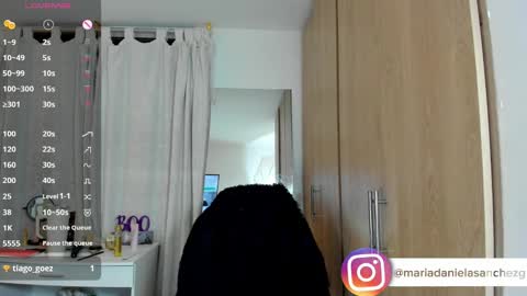 Snapshot of mariadanielasanchez chatting on 10.29.25 mariadanielasanchez online show from 10.29.25