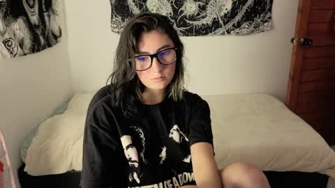 Snapshot of mariagh_ chatting on 05.31.26 Maria online show from 05.31.26