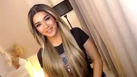 mariah_clara online show from 10.17.25