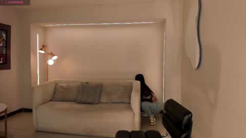 MARIA HERRERA  online show from 09.25.25