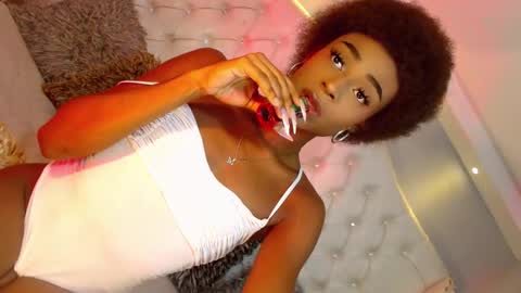   online show from 10.12.25