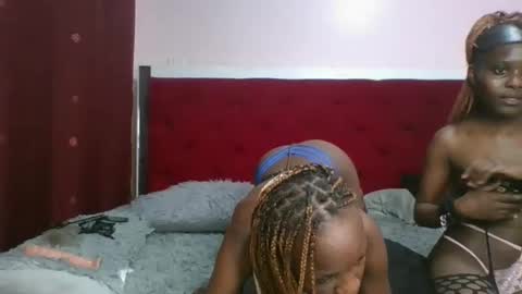 Snapshot of mariahsexy4u chatting on 01.11.26 mariahsexy4u online show from 01.11.26