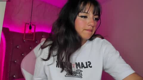 Snapshot of mariam__cute chatting on 01.08.25   online show from 01.08.25