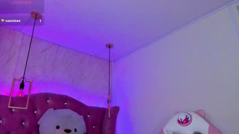 Snapshot of mariam__cute chatting on 02.01.25   online show from 02.01.25