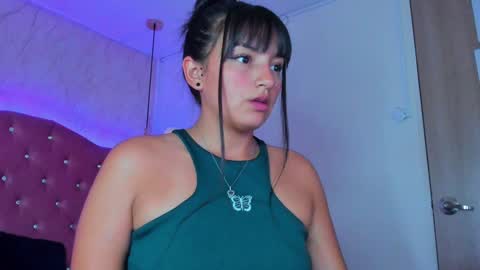 Snapshot of mariam__cute chatting on 02.04.25   online show from 02.04.25
