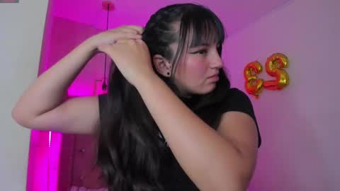 Snapshot of mariam__cute chatting on 03.12.25   online show from 03.12.25