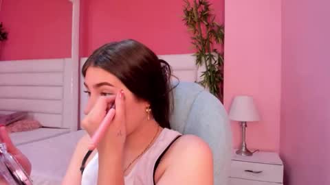 Snapshot of mariam_scott18 chatting on 10.07.25 Mariam online show from 10.07.25