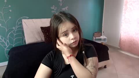 M A R I A N A online show from 12.17.24