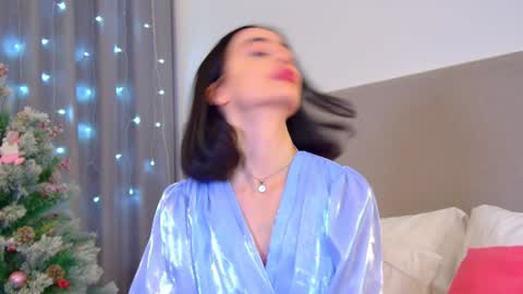 MariaMenson online show from 12.19.24