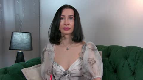 MariaMenson online show from 01.21.25