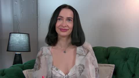 MariaMenson online show from 01.21.25