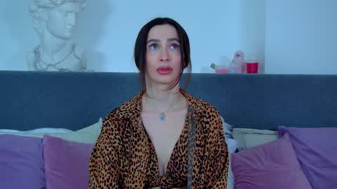 MariaMenson online show from 02.08.25