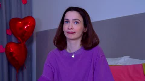 MariaMenson online show from 02.17.25