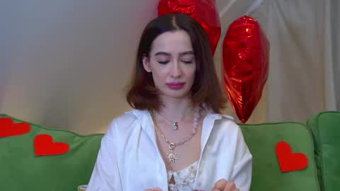 MariaMenson online show from 02.21.25