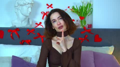 MariaMenson online show from 03.07.25
