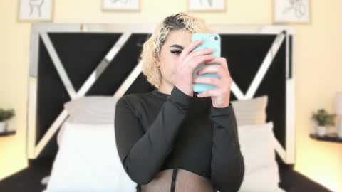 Marian online show from 10.05.25