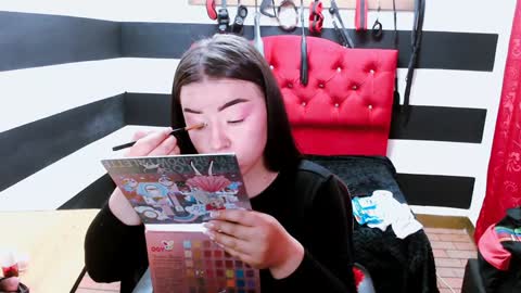 Snapshot of marian_ran_ chatting on 01.28.25 Marian online show from 01.28.25