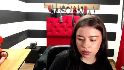 Snapshot of marian_ran_ chatting on 02.03.25 Marian online show from 02.03.25