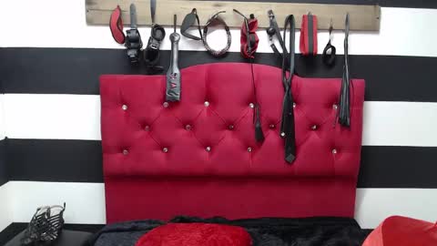 Snapshot of marian_ran_ chatting on 02.11.25 Marian online show from 02.11.25