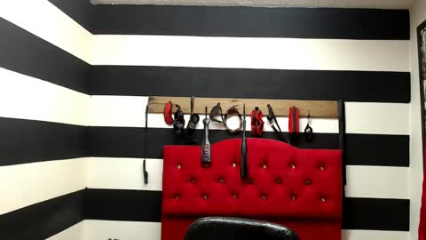 Snapshot of marian_ran_ chatting on 02.24.25 Marian online show from 02.24.25