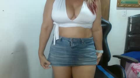 Snapshot of mariana995649 chatting on 01.12.25 mariana995649 online show from 01.12.25