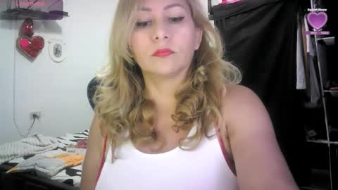 mariana995649 online show from 10.22.25