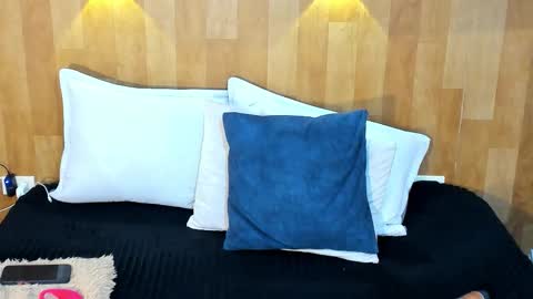 Mariana Angel online show from 10.22.25