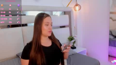 Mariana online show from 09.12.25