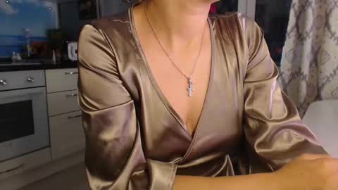 Snapshot of mariana_mur chatting on 11.04.25 MarianaMur online show from 11.04.25