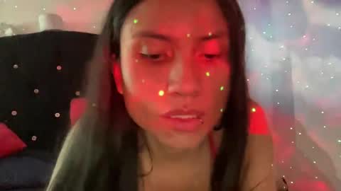 Snapshot of marianaliseth chatting on 10.28.25 marianaliseth online show from 10.28.25