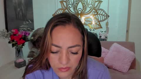 Mariana Lopez online show from 01.11.25