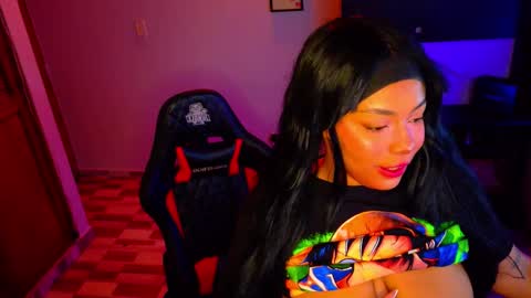 Snapshot of marianapradax chatting on 11.04.25 Mariana Prada online show from 11.04.25