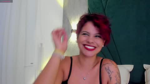 Mariana online show from 01.11.25